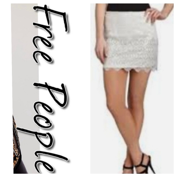 Free People Mini Skirt silver lace - Picture 1 of 8